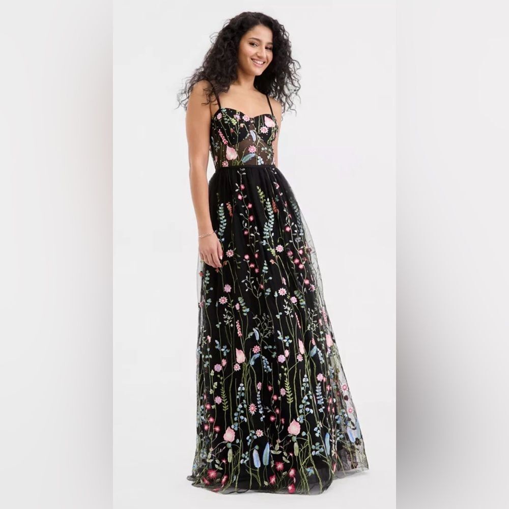 City Studios juniors floral embroidered mesh gown, size 11